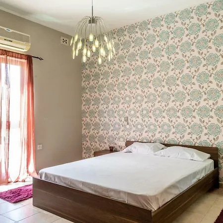 Budget Friendly With Private Roof Sliema