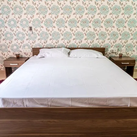 Budget Friendly With Private Roof * Sliema